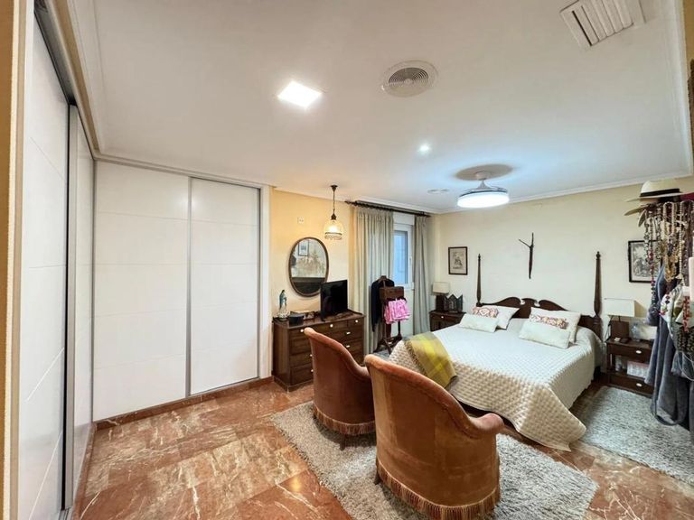 Property thumbnail 20