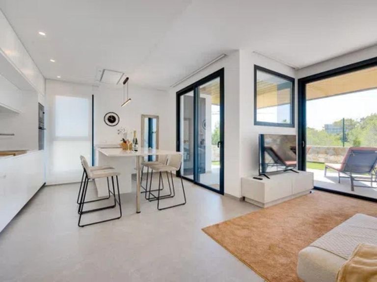 Property thumbnail 3
