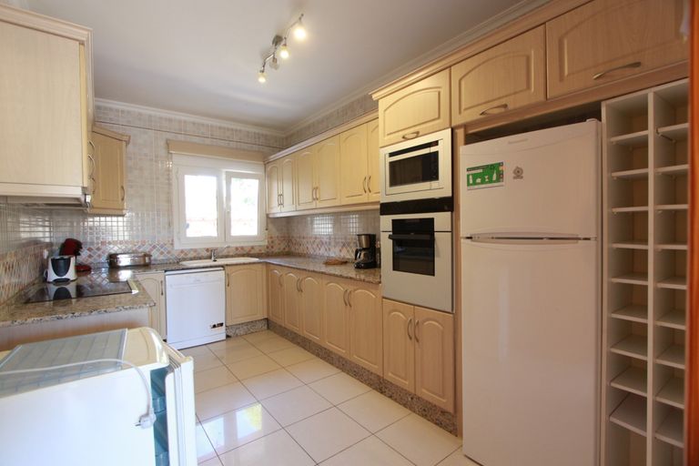 Property thumbnail 8