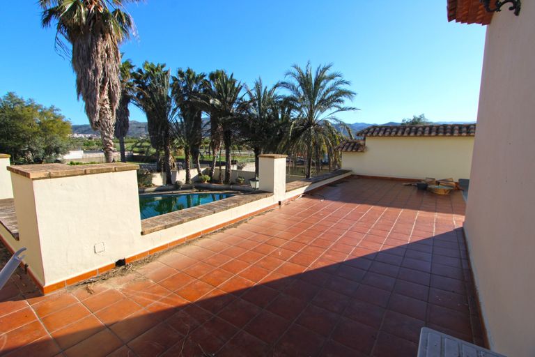 Property thumbnail 34