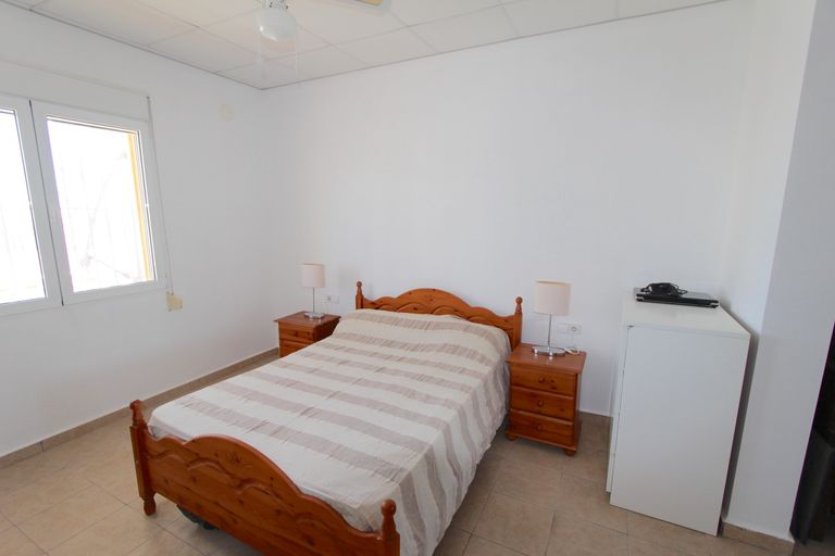Property thumbnail 12
