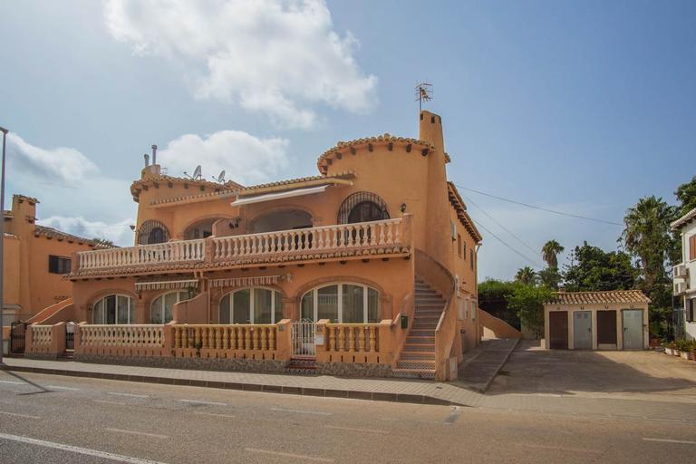 Property thumbnail 1