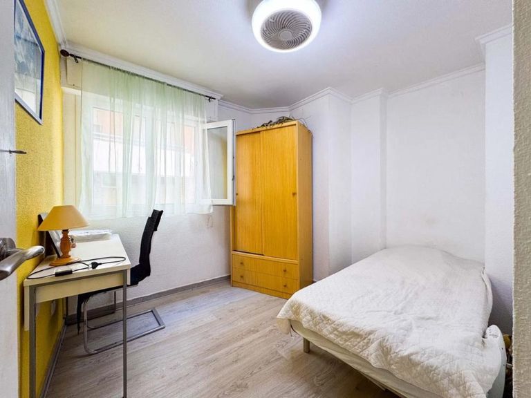 Property thumbnail 10