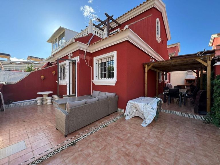 Property thumbnail 1
