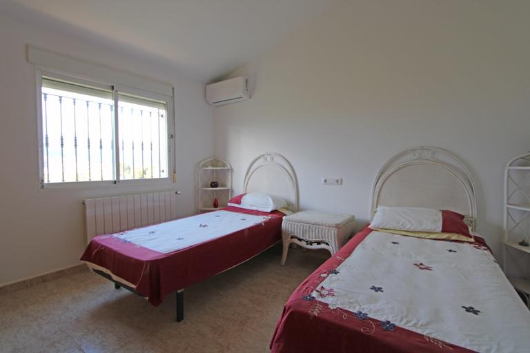 Property thumbnail 10