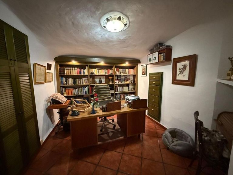 Property thumbnail 10