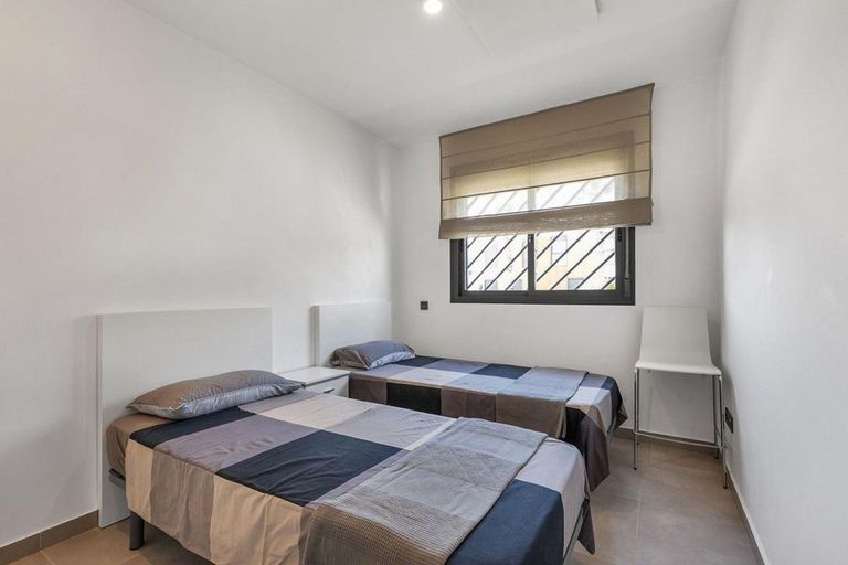 Property thumbnail 7