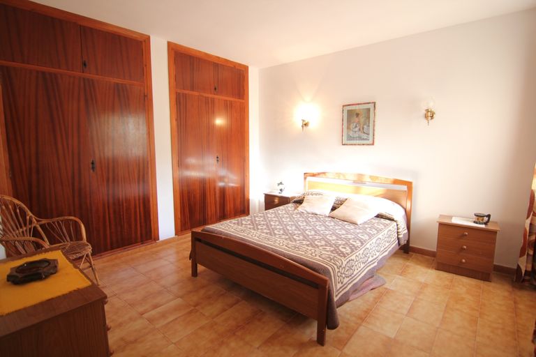 Property thumbnail 9