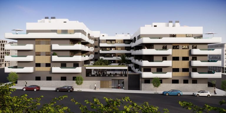 Property thumbnail 2