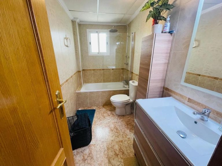 Property thumbnail 5