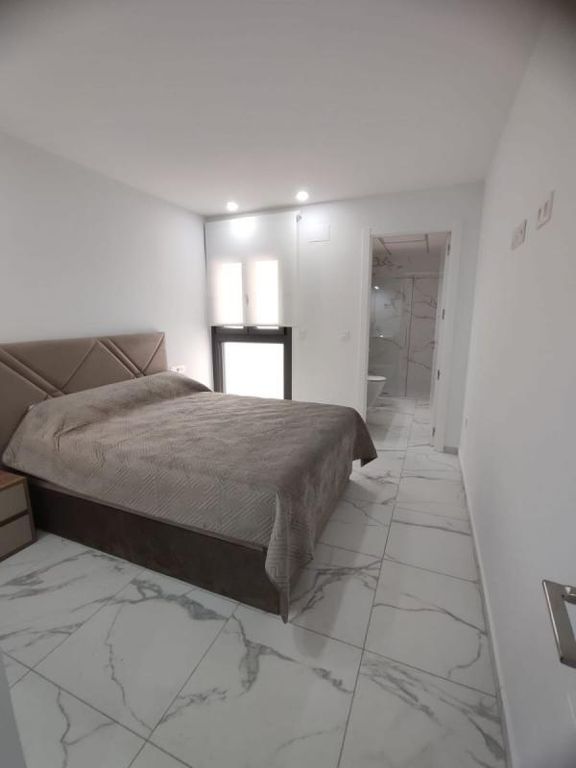 Property thumbnail 18
