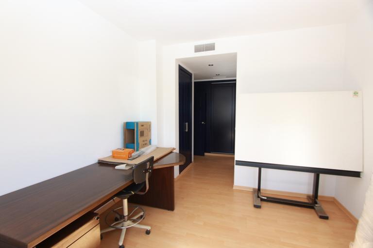 Property thumbnail 14
