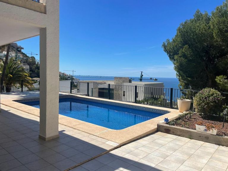 Property thumbnail 9