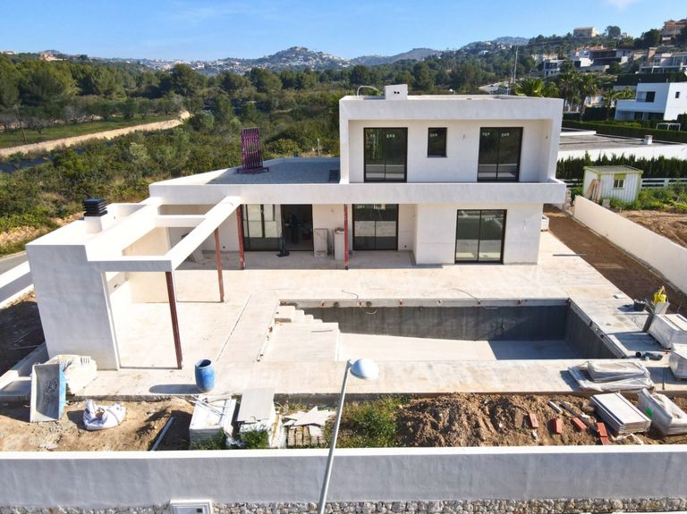 Property thumbnail 1