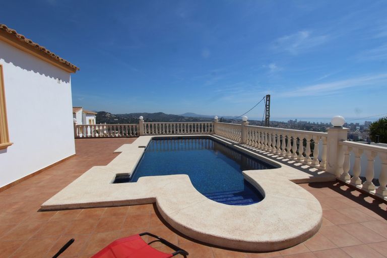 Property thumbnail 2
