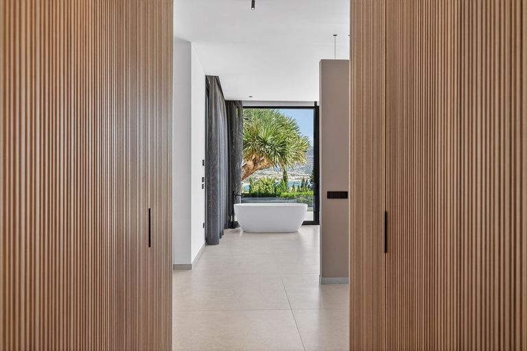 Property thumbnail 33