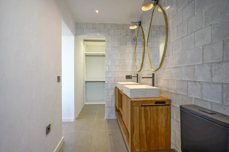 Property thumbnail 22