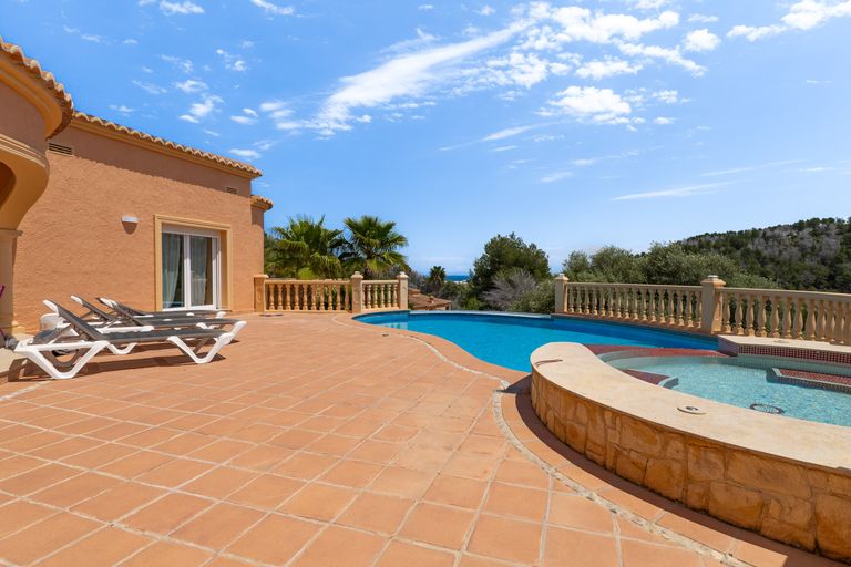 Property thumbnail 4