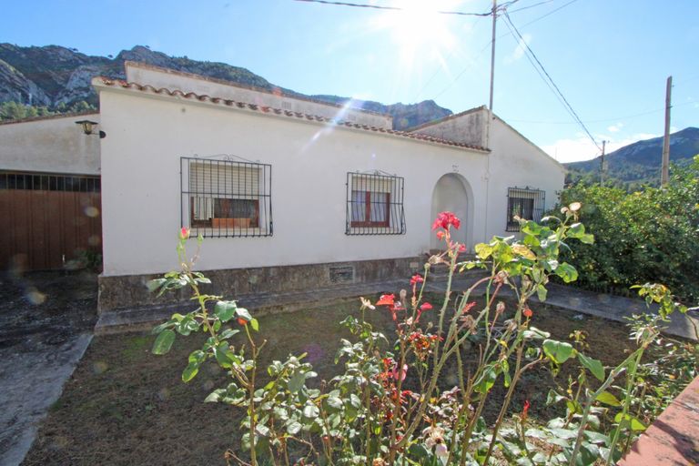 Property thumbnail 1