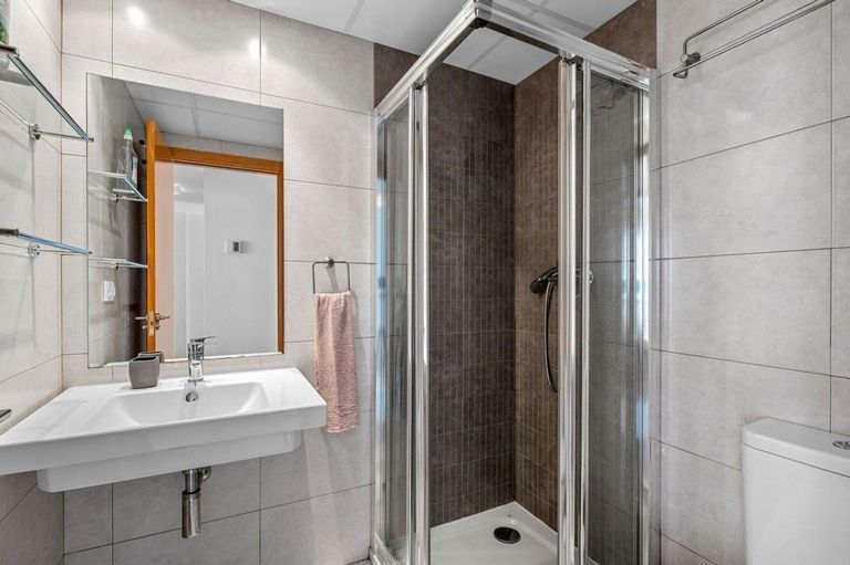 Property thumbnail 22