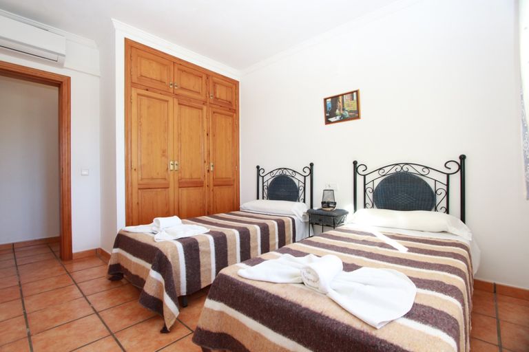 Property thumbnail 14