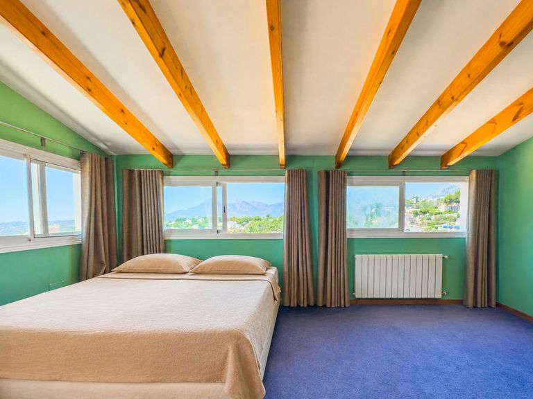 Property thumbnail 38