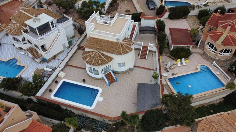 Property thumbnail 4