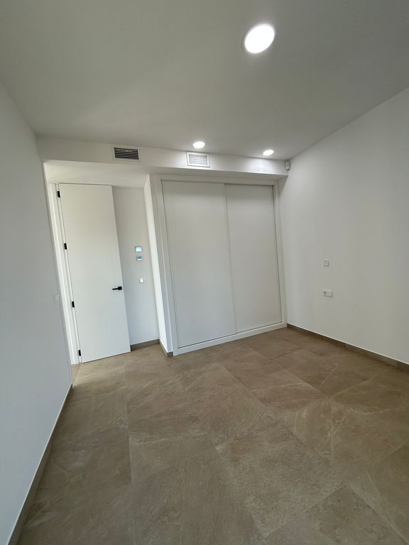 Property thumbnail 33