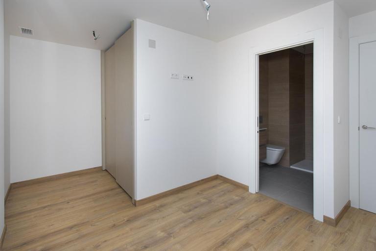 Property thumbnail 18