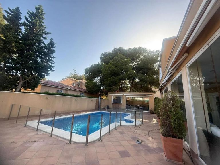 Property thumbnail 5