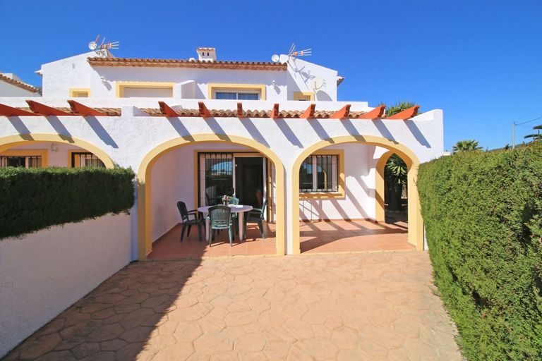 Property thumbnail 1