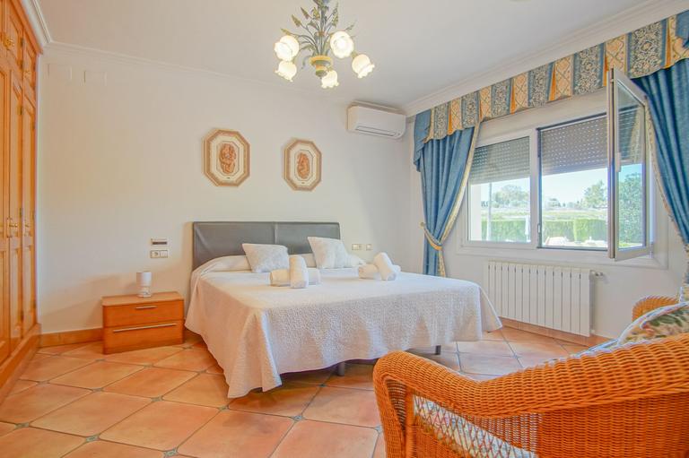 Property thumbnail 9