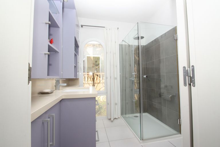 Property thumbnail 15