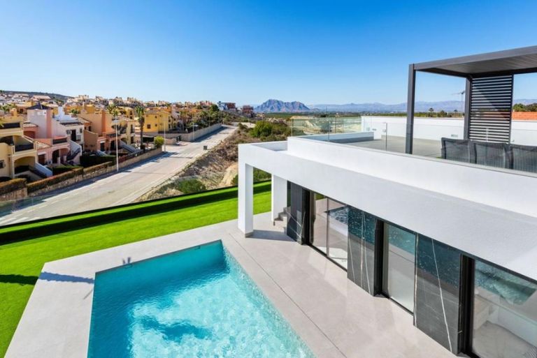 Property thumbnail 6