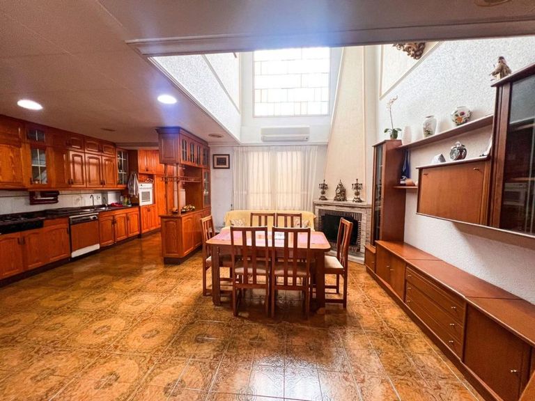 Property thumbnail 1