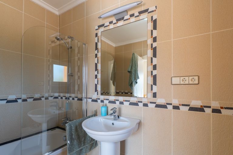 Property thumbnail 26