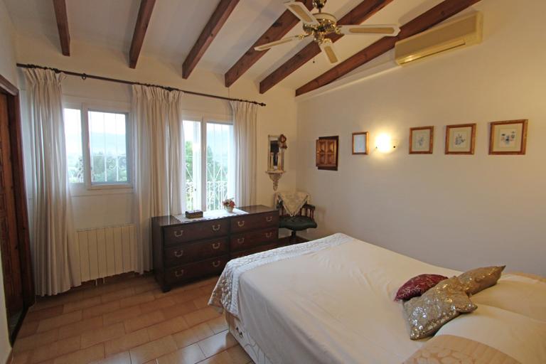 Property thumbnail 13