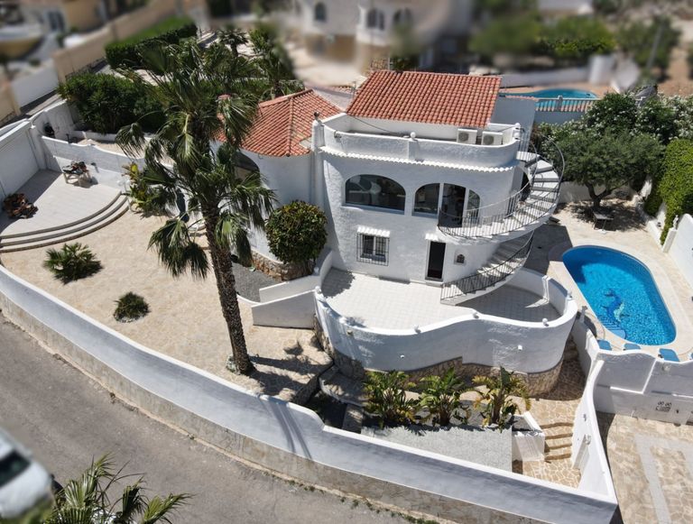 Property thumbnail 1