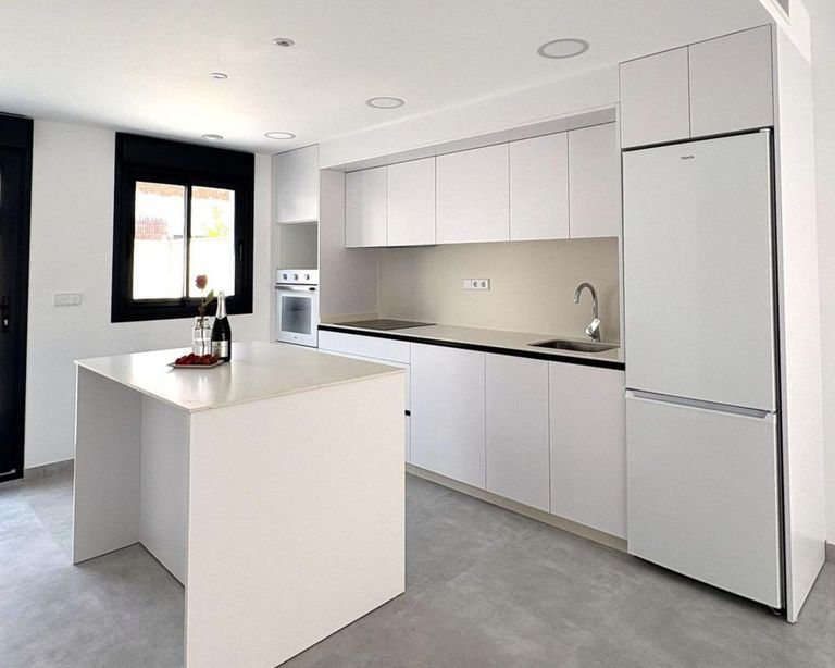 Property thumbnail 9