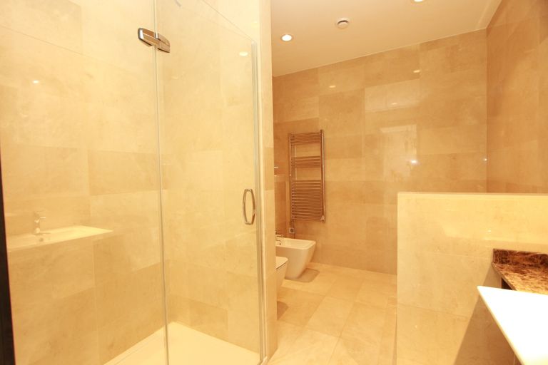 Property thumbnail 25