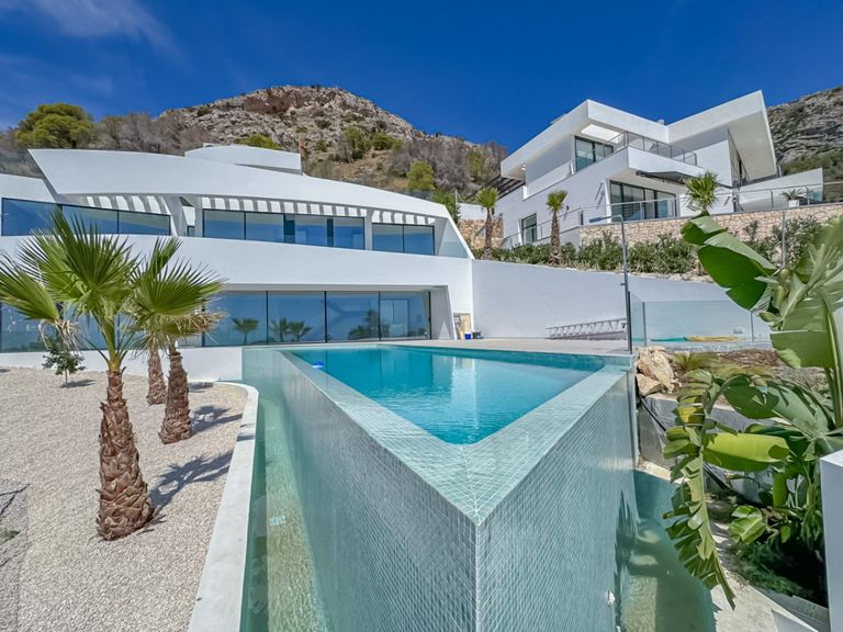 Property thumbnail 18
