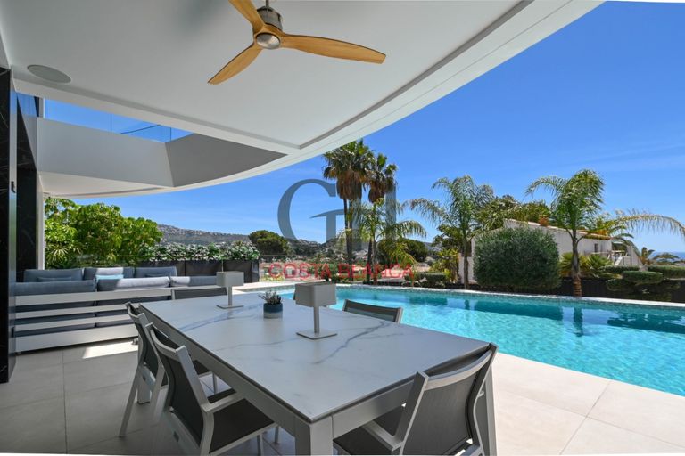 Property thumbnail 13