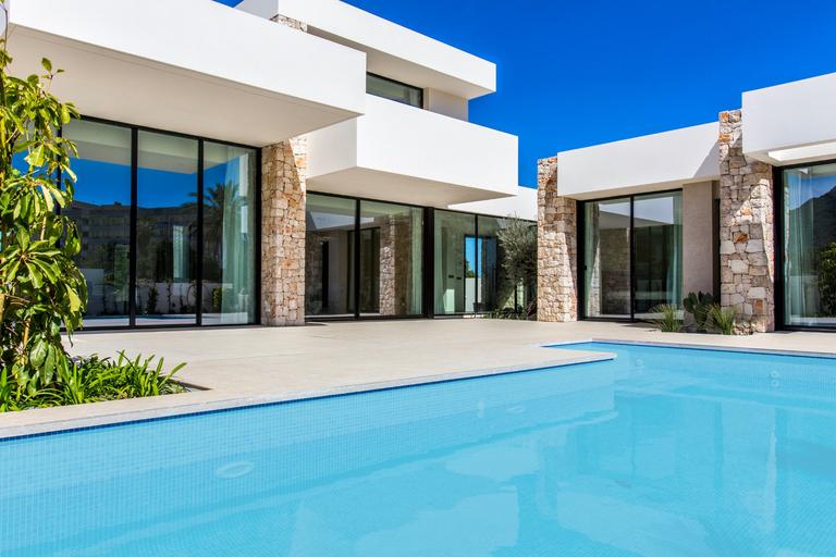 Property thumbnail 2