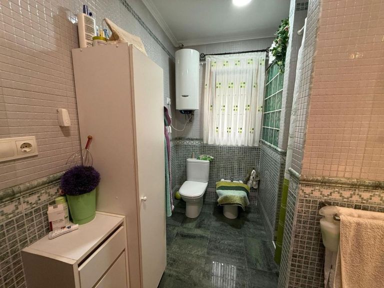 Property thumbnail 12