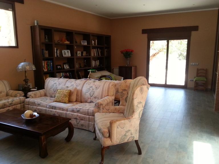 Property thumbnail 6