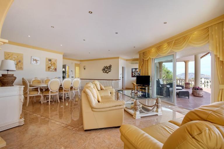 Property thumbnail 11