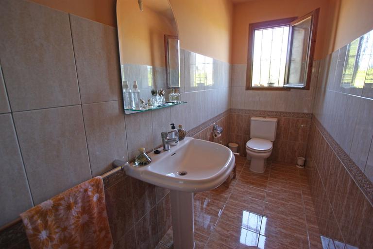 Property thumbnail 9