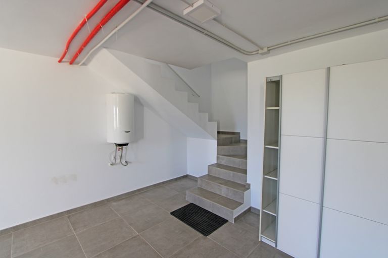 Property thumbnail 31