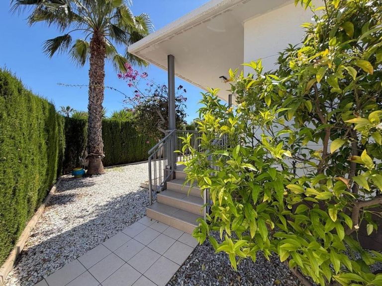 Property thumbnail 7