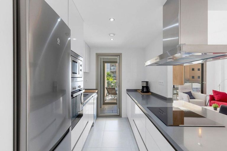 Property thumbnail 9